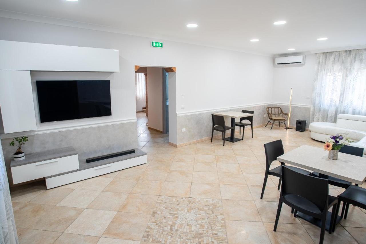 مبيت وإفطار Bb Domus كاتانزارو المظهر الخارجي الصورة